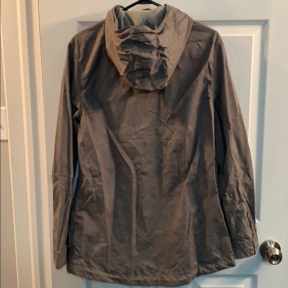 Gray Jacket - Picture 3 of 4